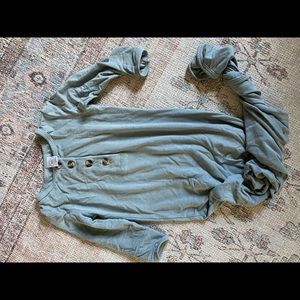 Lou Lou and company knotted gown 3-6 mo